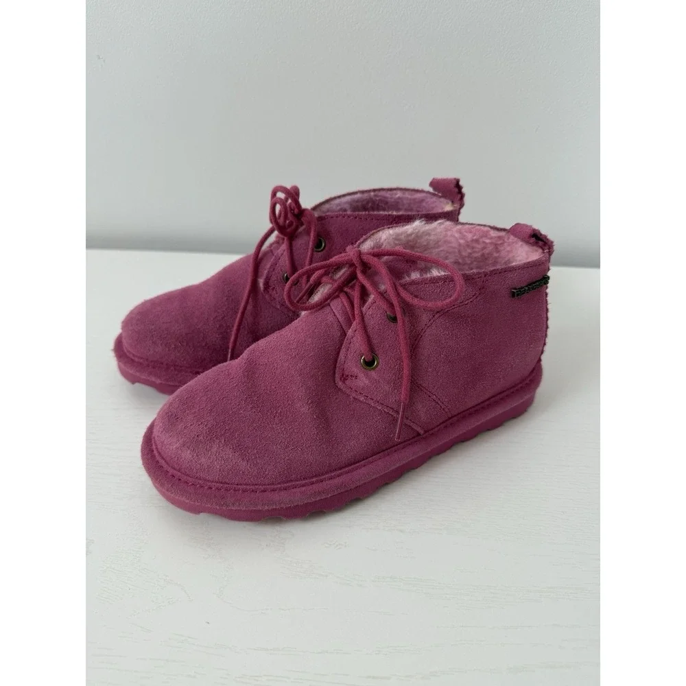 Bearpaw Shorty Youth  Ankle Hypnotic Violet  SIZE 1 Chukka Skye Suede‎ Pink